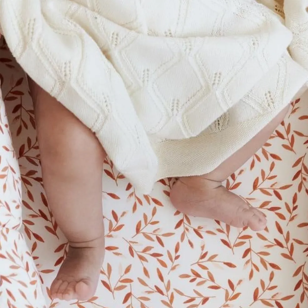 Cam Cam Copenhagen Babynest Caramel Leaves
