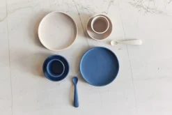 Jollein Kindergeschirr Silikon Nougat 4-Teilig