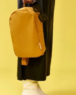 Studio Noos Rucksack Puffy Ockergelb